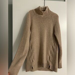 Garnet Hill 100% cashmere sweater - size small
